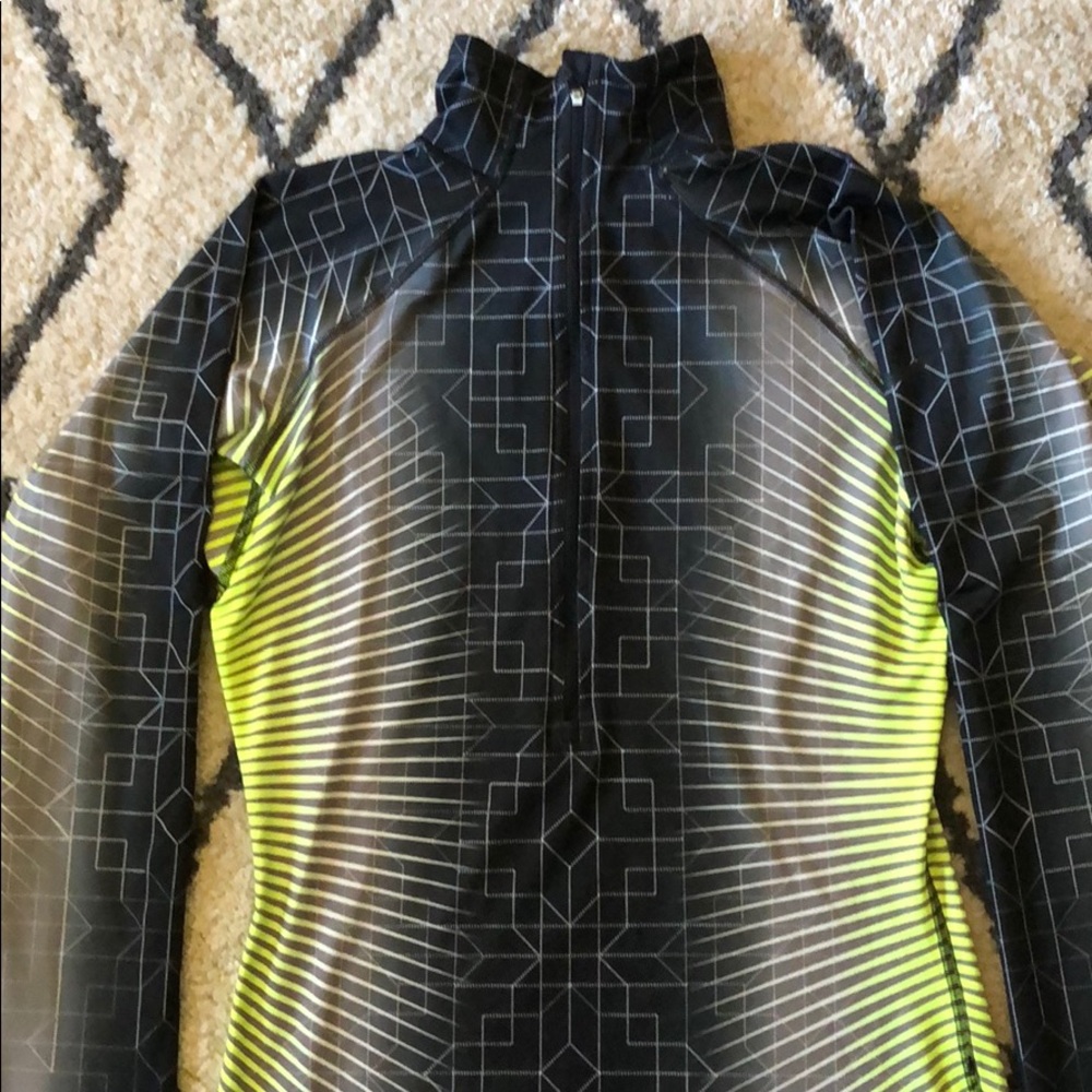 Nike pro sweat shirt